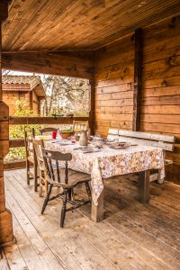 Location de chalets 4/ 6 personnes Grand Salon6